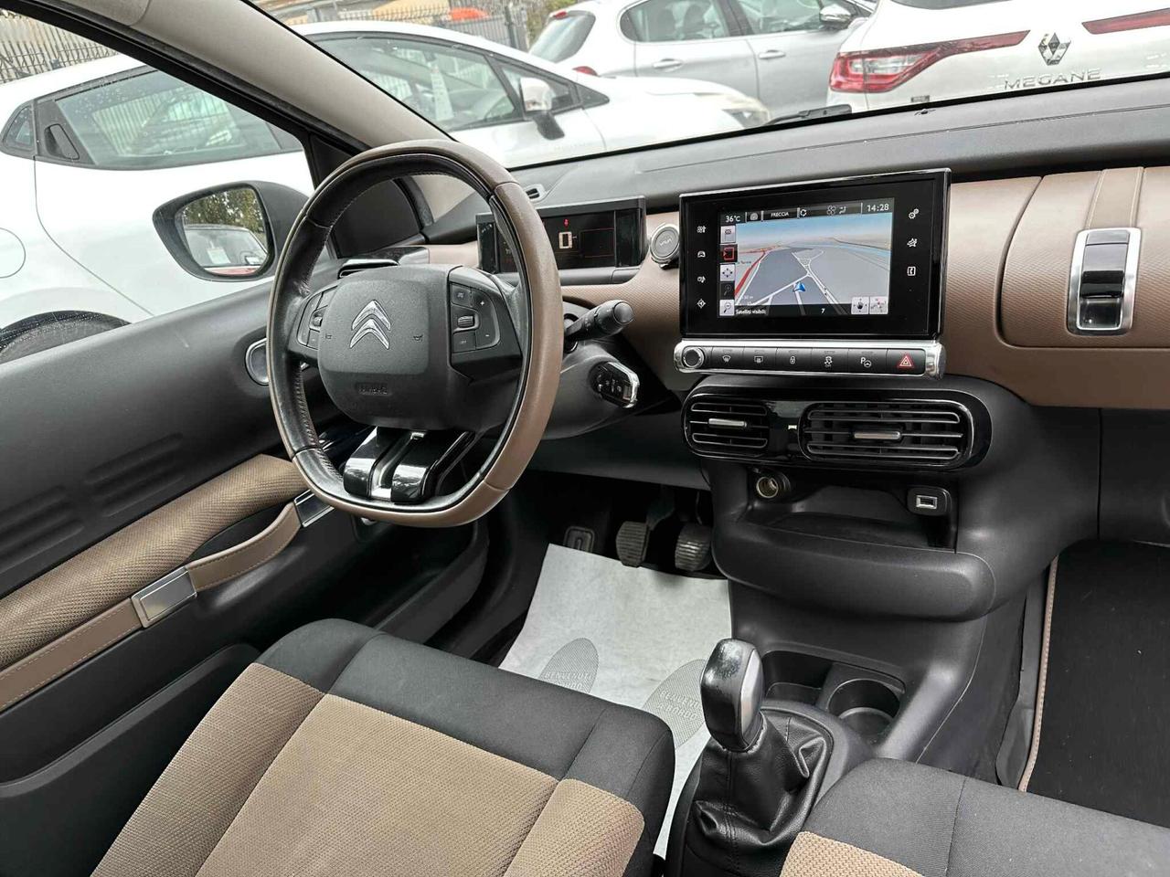 Citroen C4 Cactus BlueHDi 100 Shine