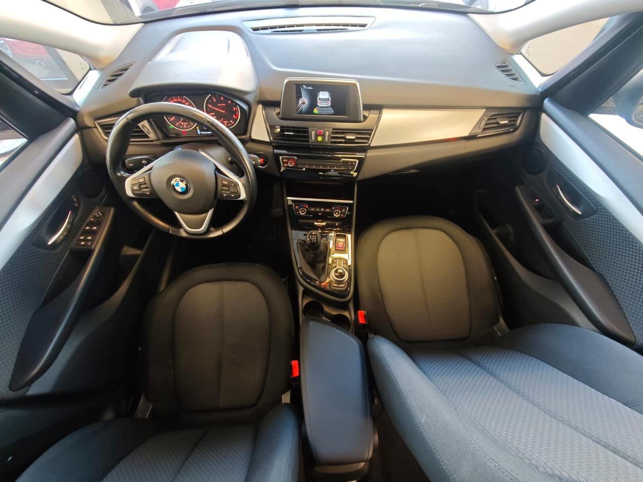 Bmw 2er Active Tourer 216d Luxury