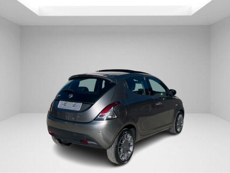 LANCIA YPSILON AUTOMATICA S&S Platinum TETTO APRIBILE