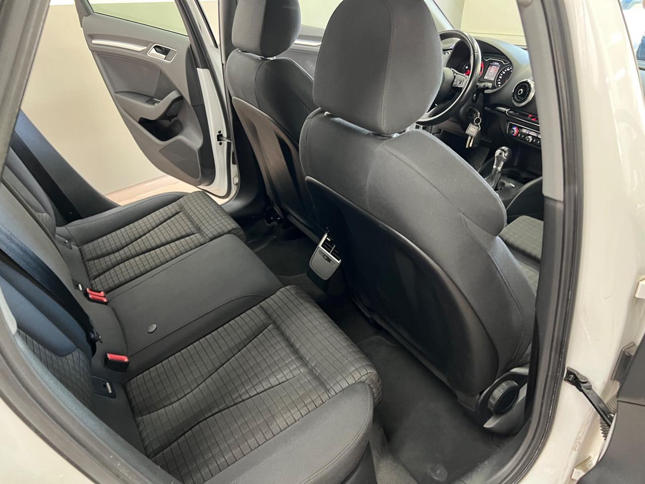 Audi A3 SPB 30 TDI S tronic Business