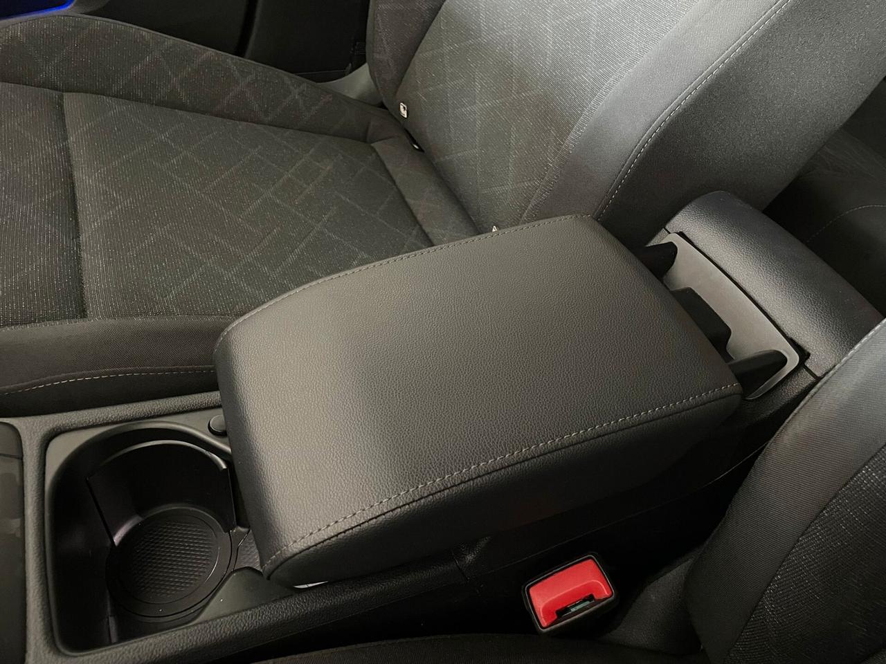 VOLKSWAGEN GOLF 8 1.0 eTSI LIFE DSG 110cv