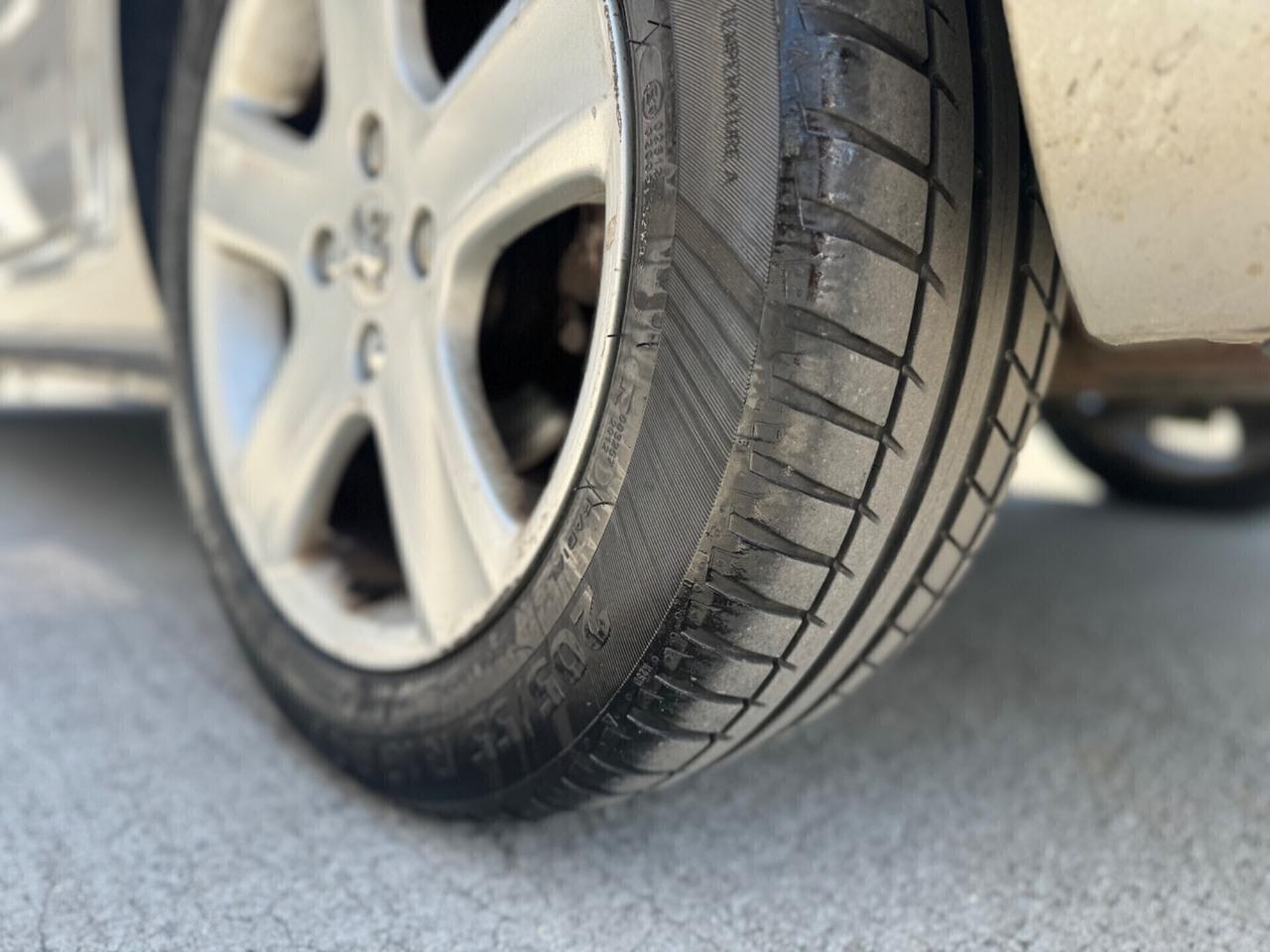 Peugeot 307 2.0 HDi SW 7 POSTI FULL OPTIONAL