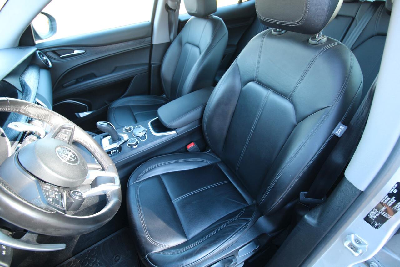 Alfa Romeo Stelvio 2.2 Turbodiesel 190 CV AT8 RWD Executive