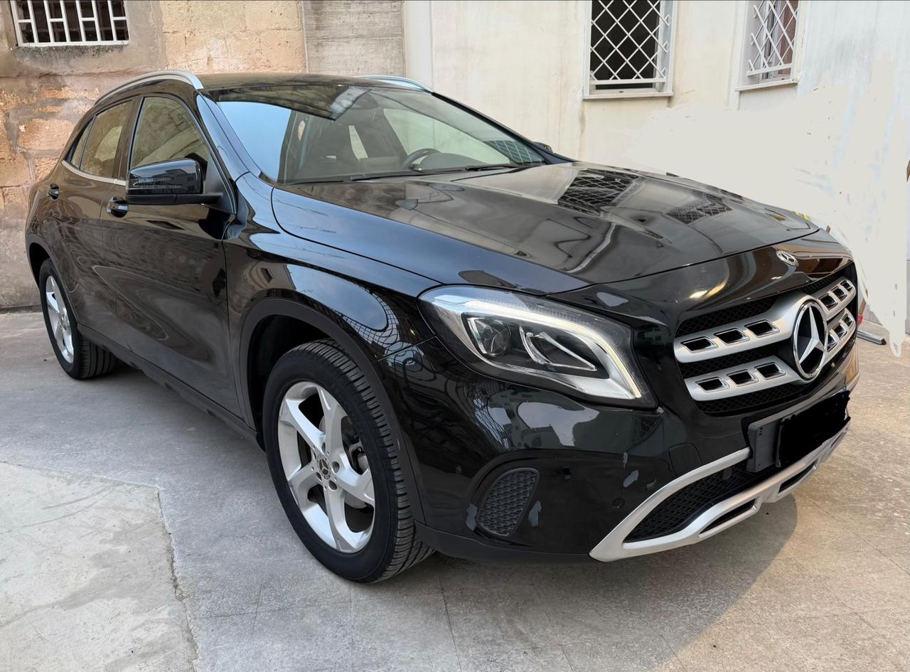 Mercedes-benz GLA 200 d Automatic Premium