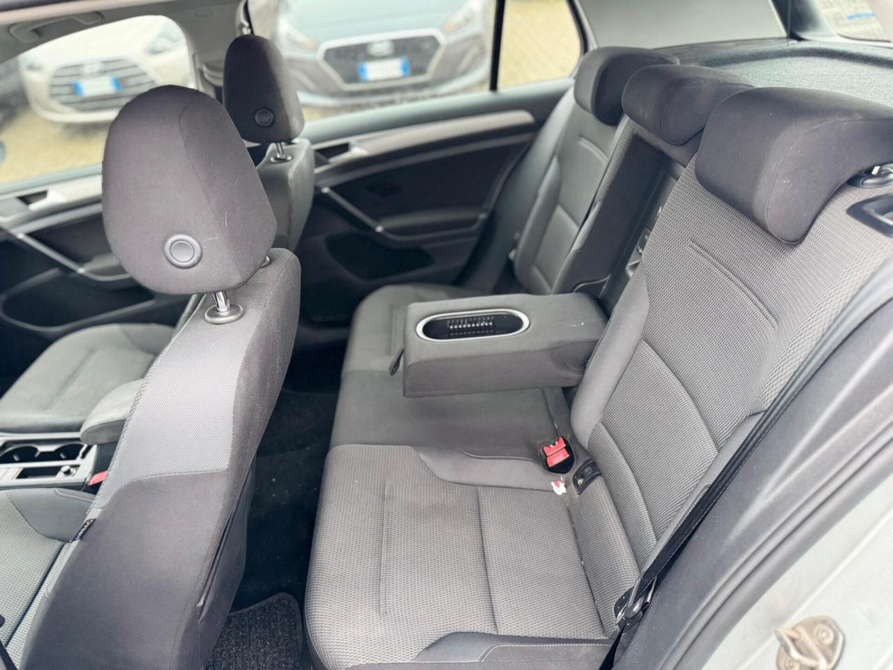 Volkswagen Golf 7 1.6 TDI 2016 NEOP. AUTOMATICA