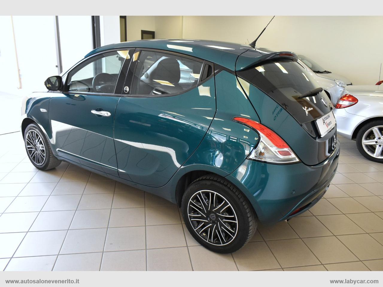 LANCIA Ypsilon 1.2 69 CV 5p. GPL Ecochic Gold