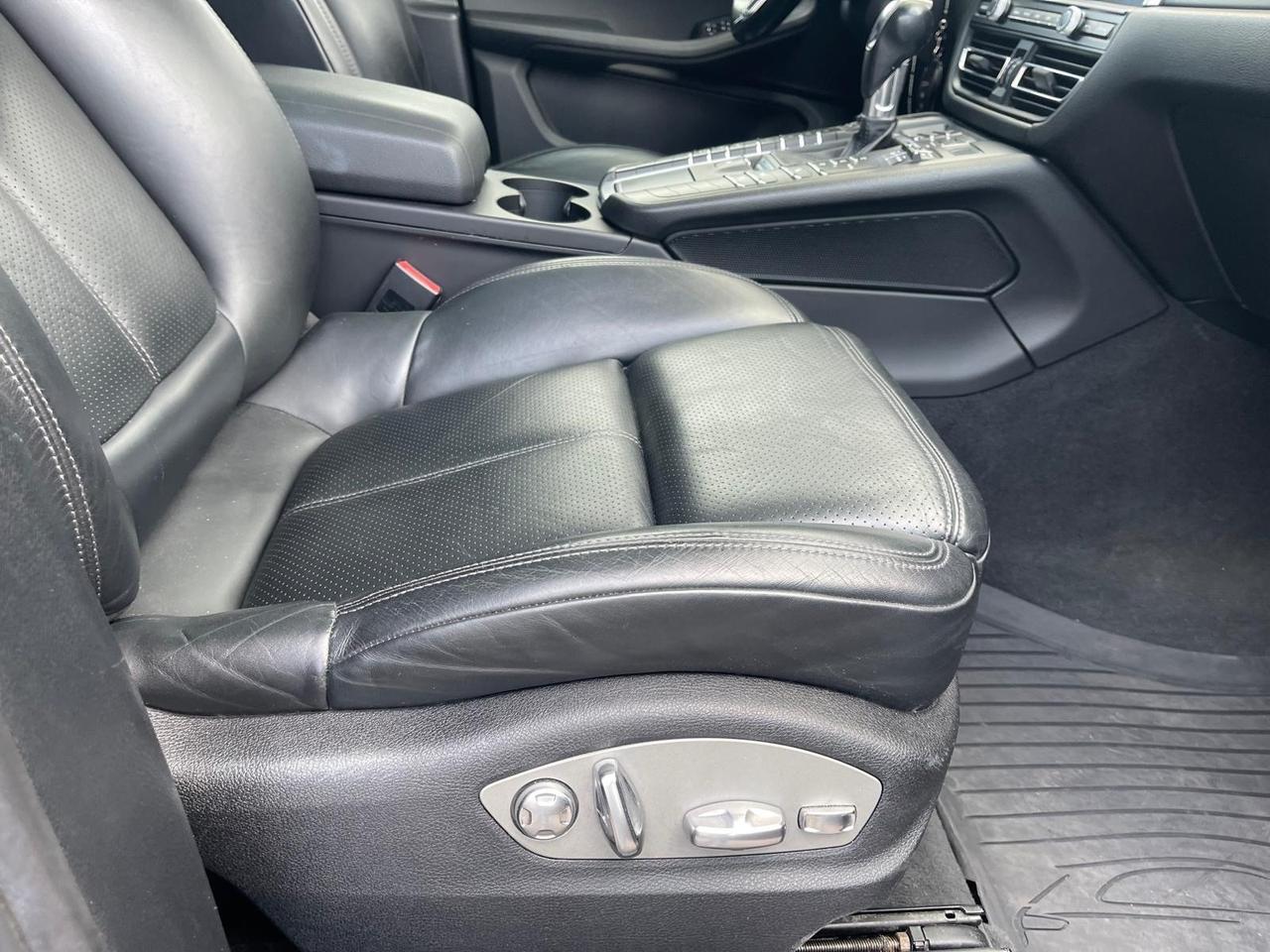 Porsche Macan 2.0-2021