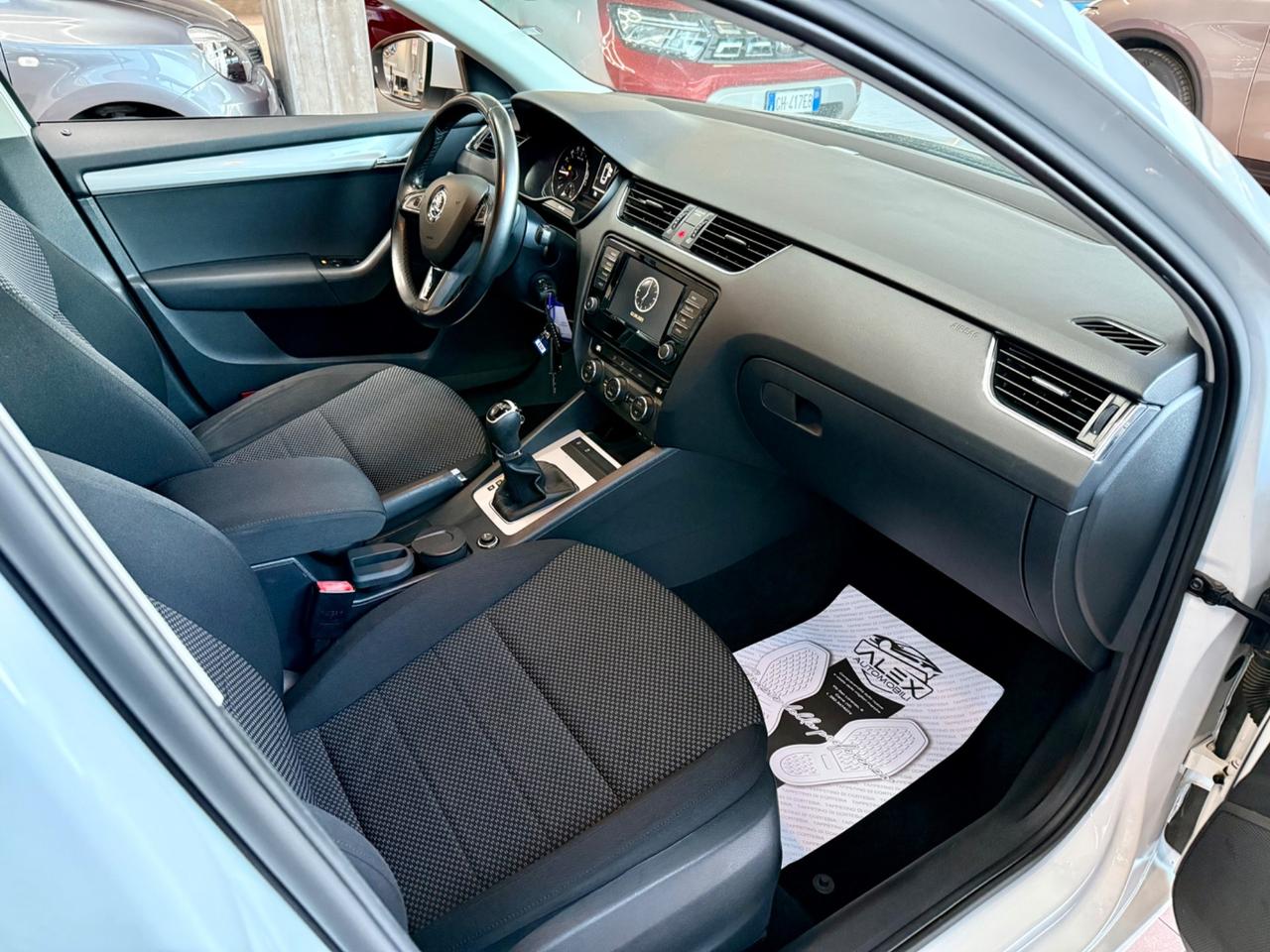 Skoda Octavia SW 1.6 TDI 110cv E6 IVA ESP.