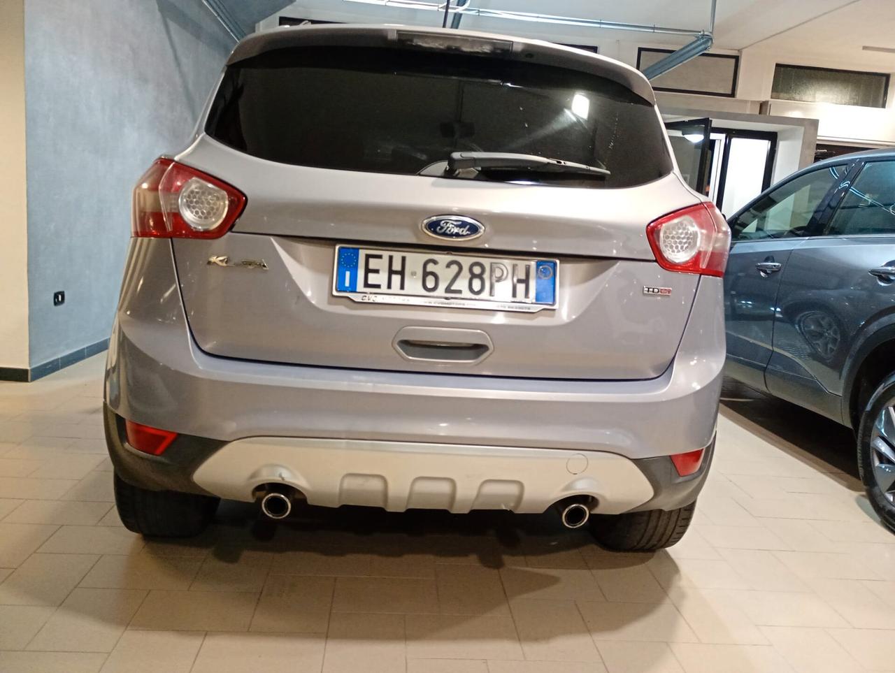 Ford Kuga 2.0 TDCi 140 CV 2WD Titanium