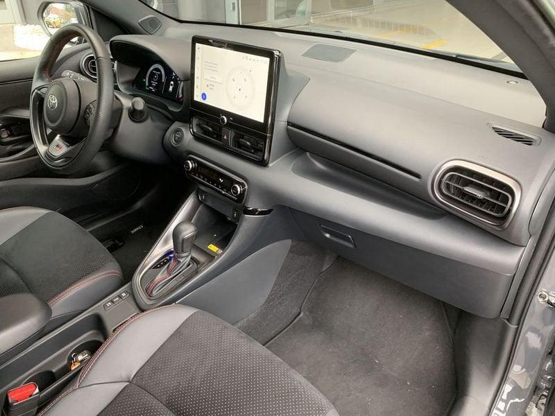 Toyota Yaris Hybrid 130 GR SPORT