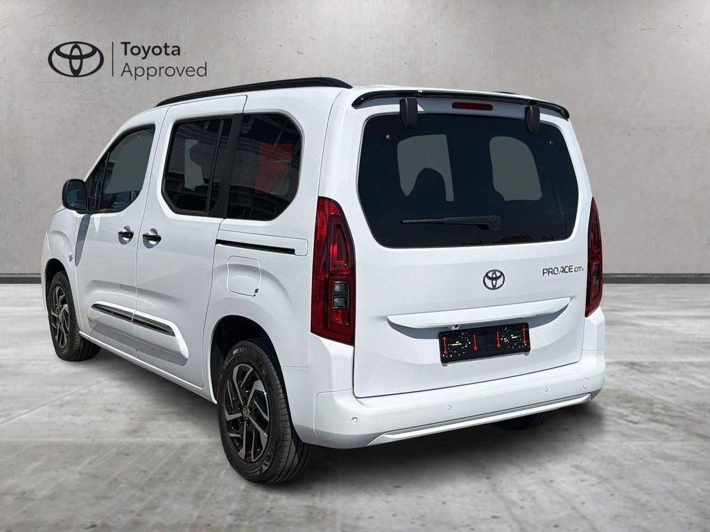 Toyota Proace City Verso 1.5D 130cv S&S mt6 L1 D Executive