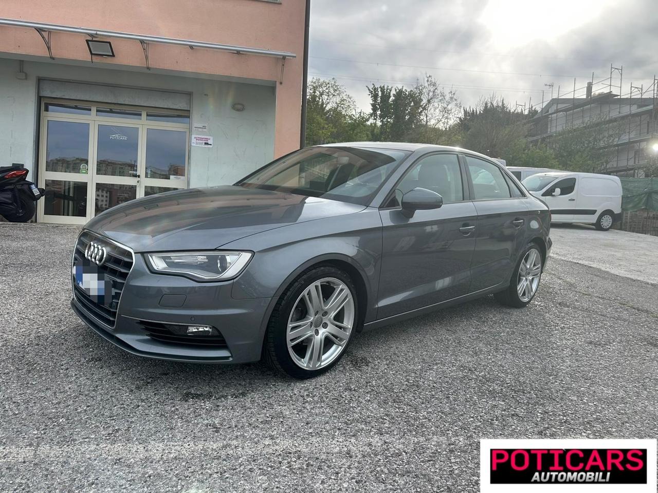 Audi A3 Sedan 1.6 TDI clean diesel S tronic Attraction