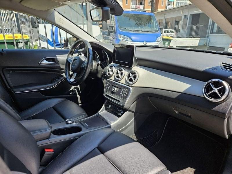 Mercedes-Benz GLA GLA 200 d Automatic Activity Edition