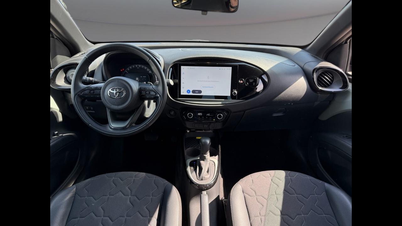 TOYOTA Aygo X 1.0B LOUNGE S-CVT - MY24