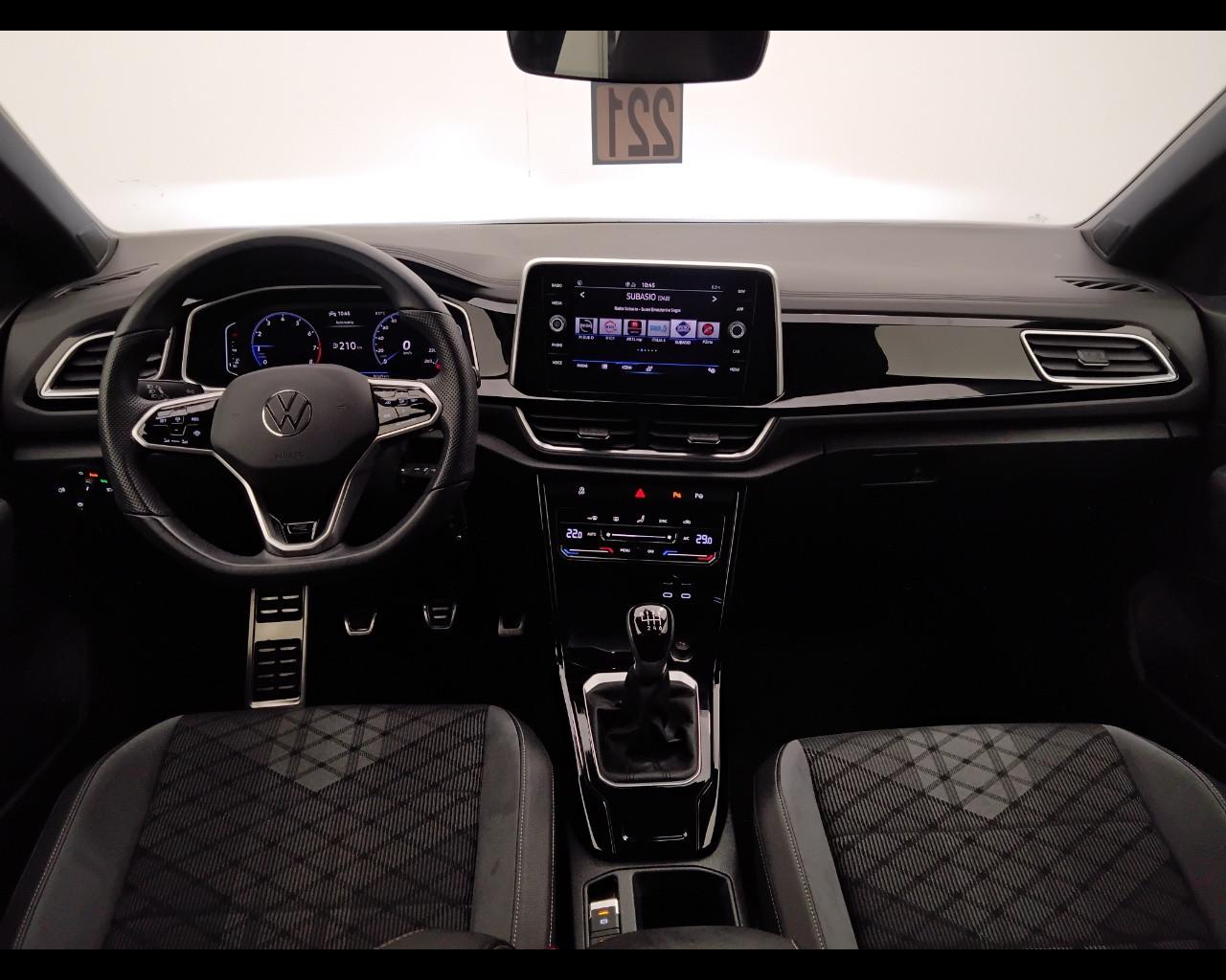 VOLKSWAGEN T-Roc 2022 - T-Roc 1.0 tsi R-Line 110cv
