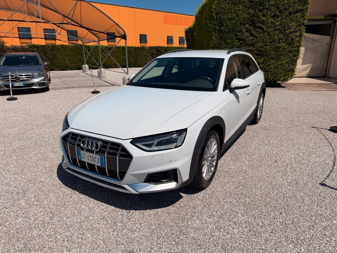 Audi A4 allroad Quattro 40 2.0 tdi mhev Business 204cv s-tronic