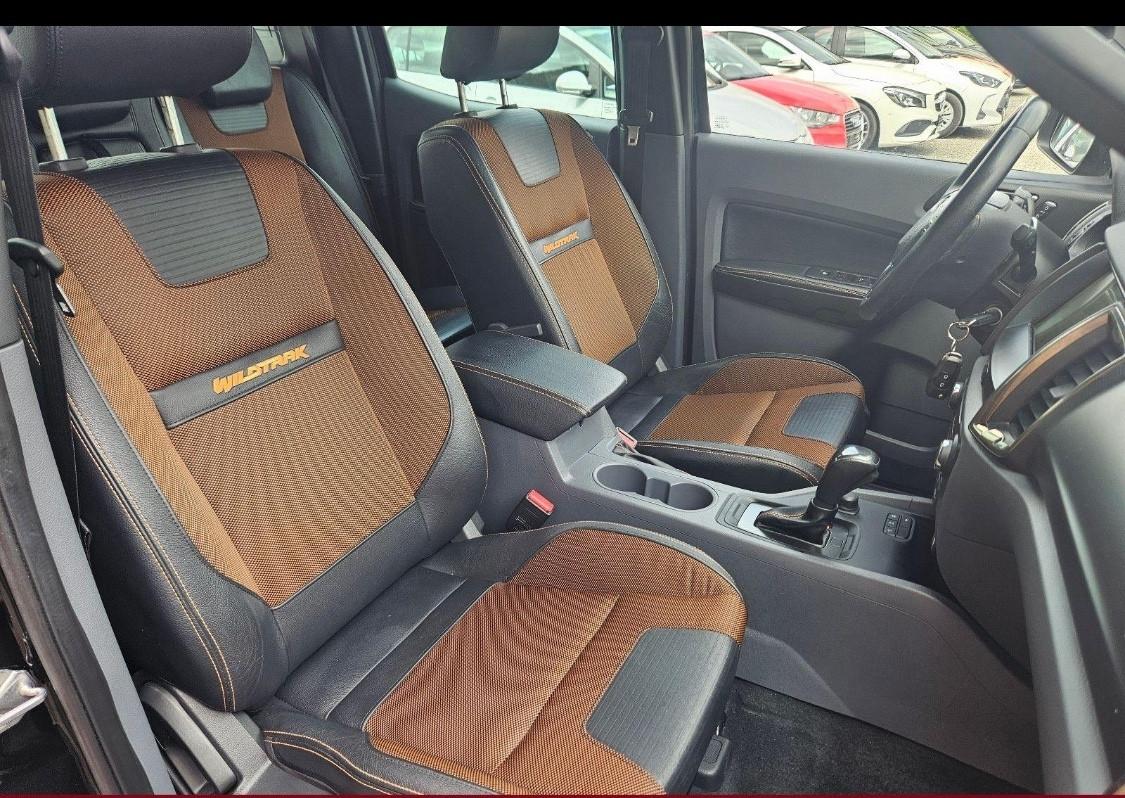 Ford Ranger 3.2 TDCi aut. DC Wildtrak 5 posti * Nero Met