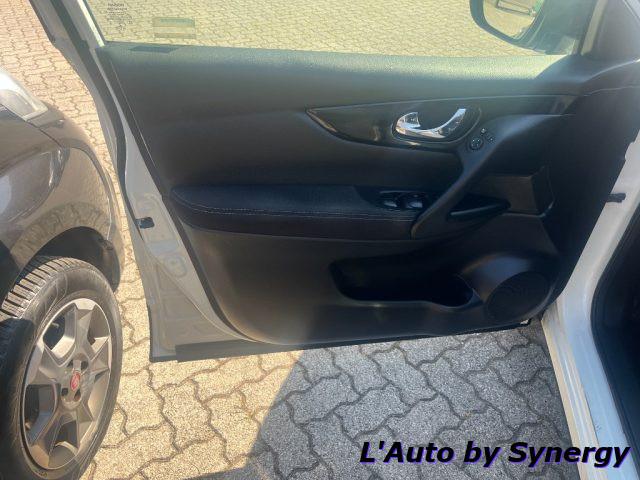 NISSAN Qashqai 1.6 dCi 2WD N-Connecta