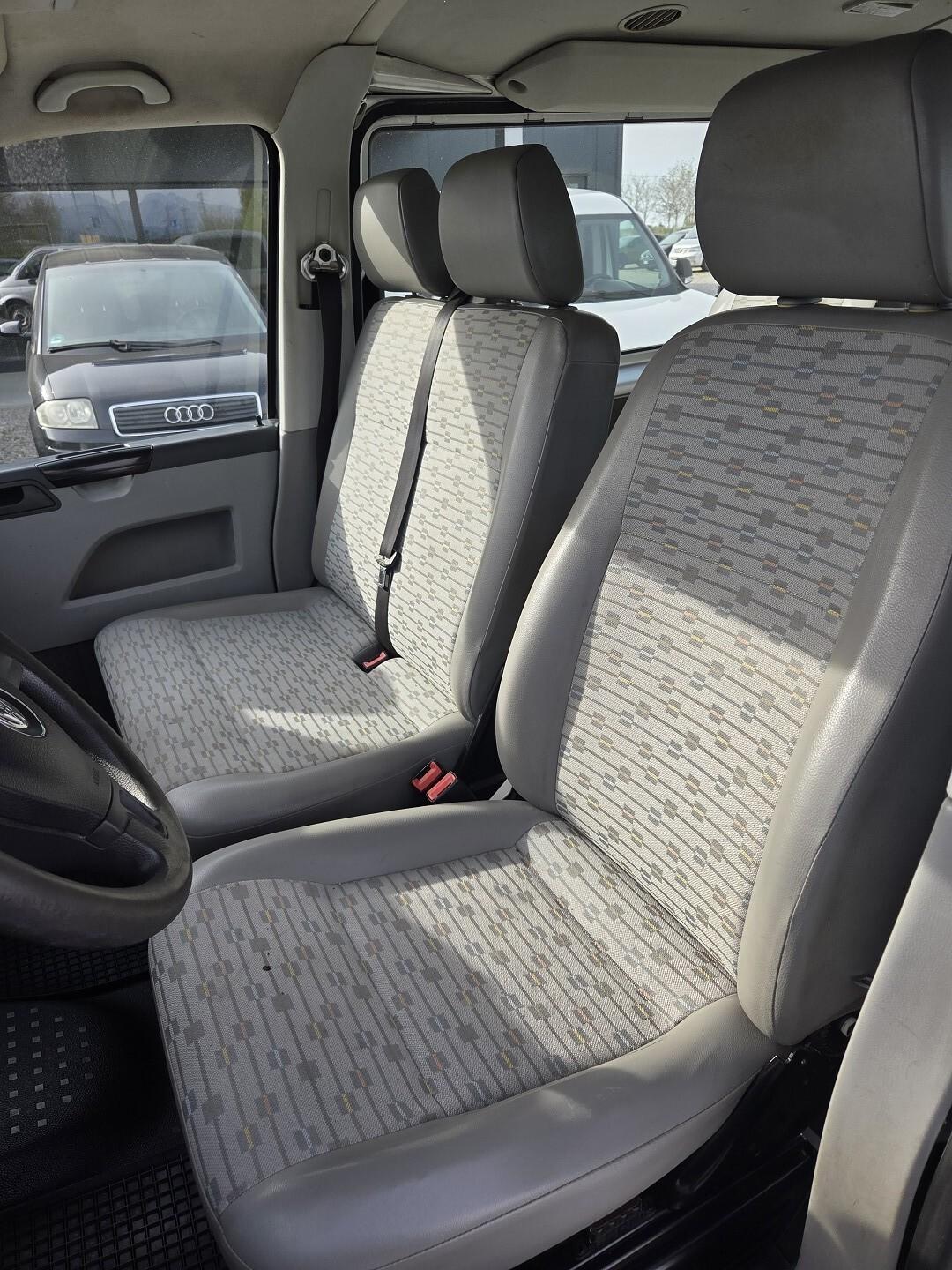 VOLKSWAGEN T5 CARAVELLE 2.0TDI 102CV 9 POSTI