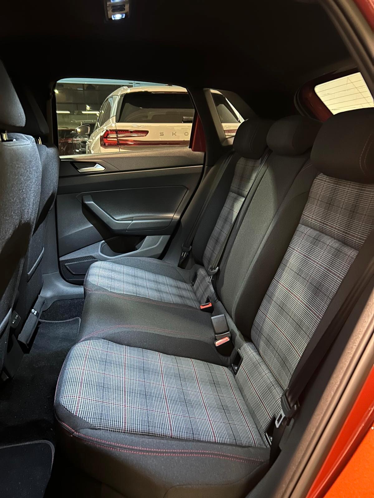 Volkswagen Polo 2.0 TSI DSG GTI