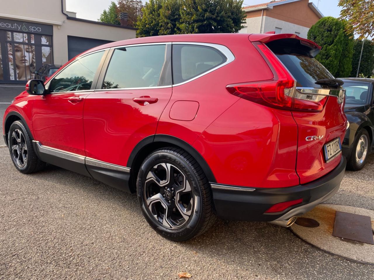 Honda CR-V 1.5T Elegance Navi a GPL