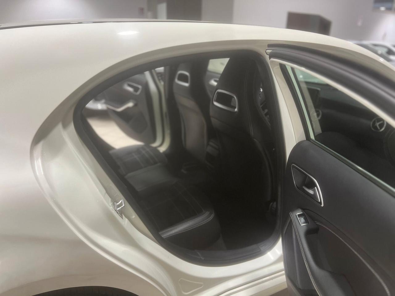 Mercedes-benz A 180 d Automatic Premium
