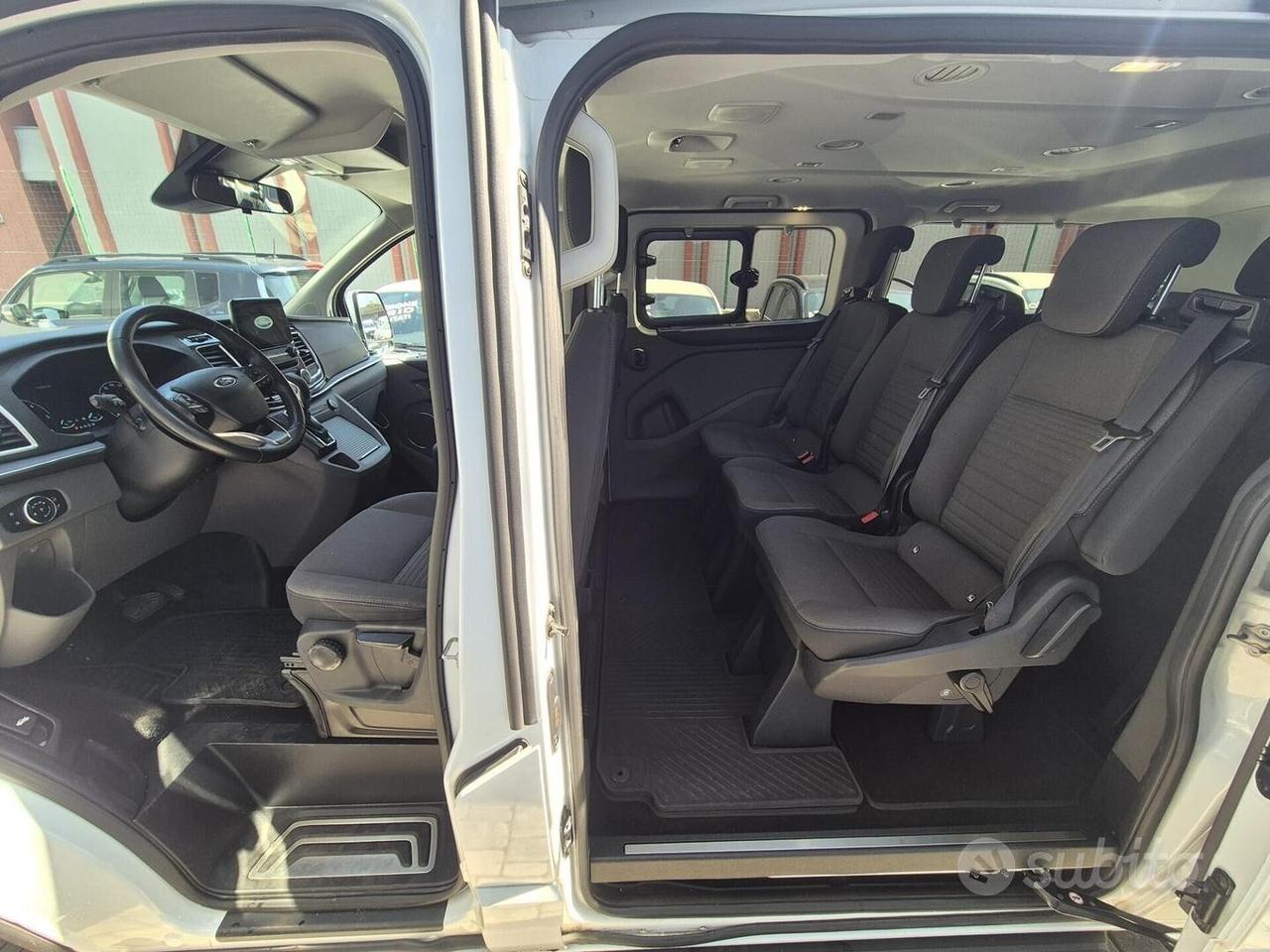 Ford Tourneo Custom AUT 2.0 TDCi 130CV LH2 TITANIU