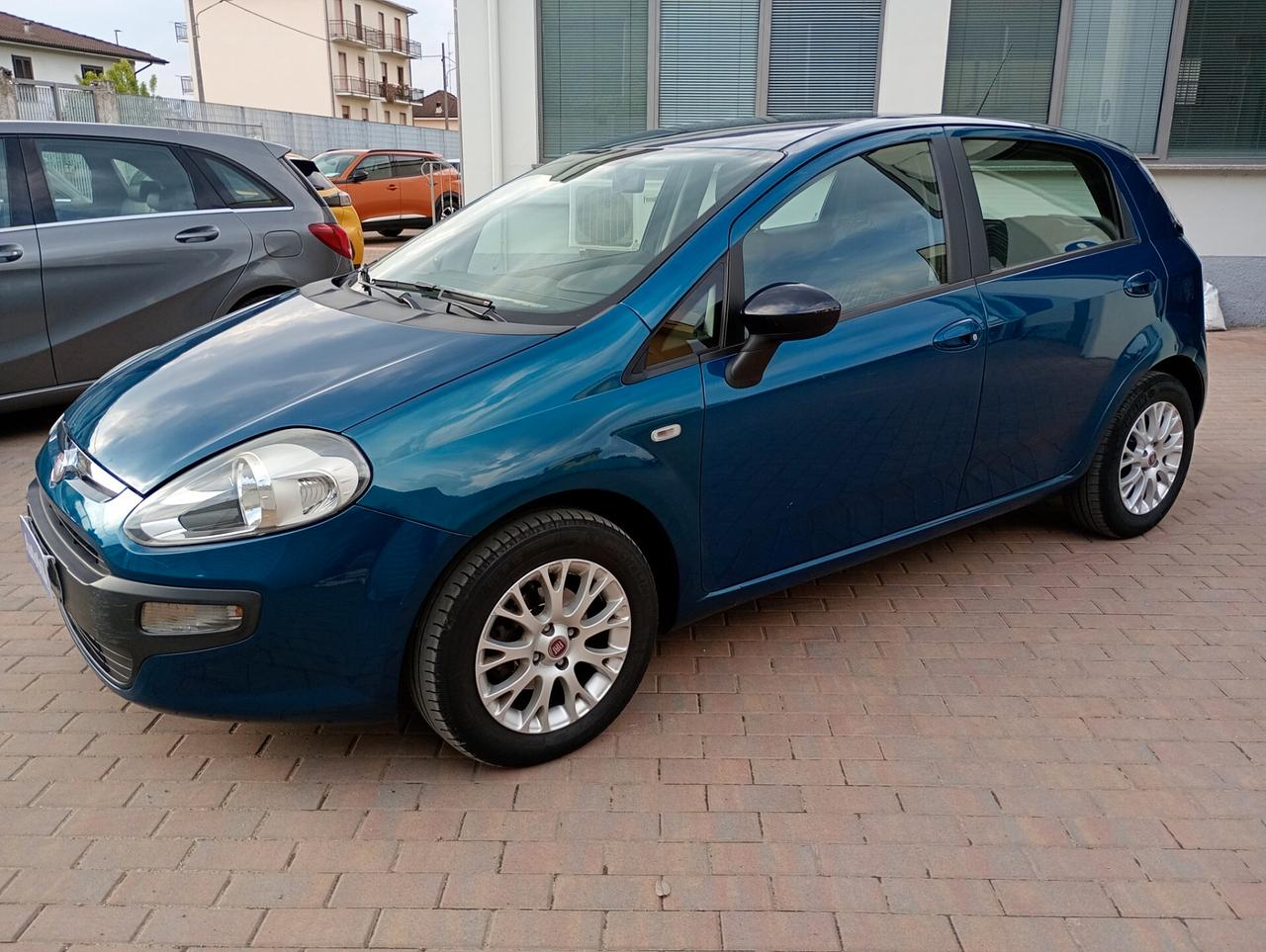 Fiat Punto Evo 1.2 5 porte S&S Blue&Me