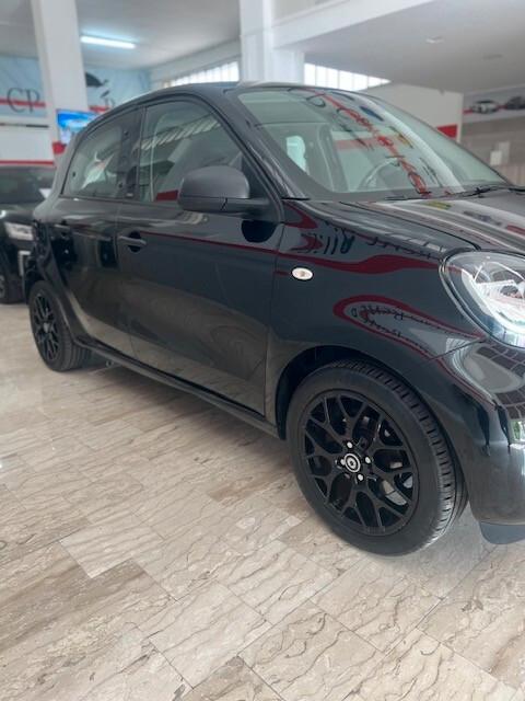 Smart ForFour 70 1.0 Passion