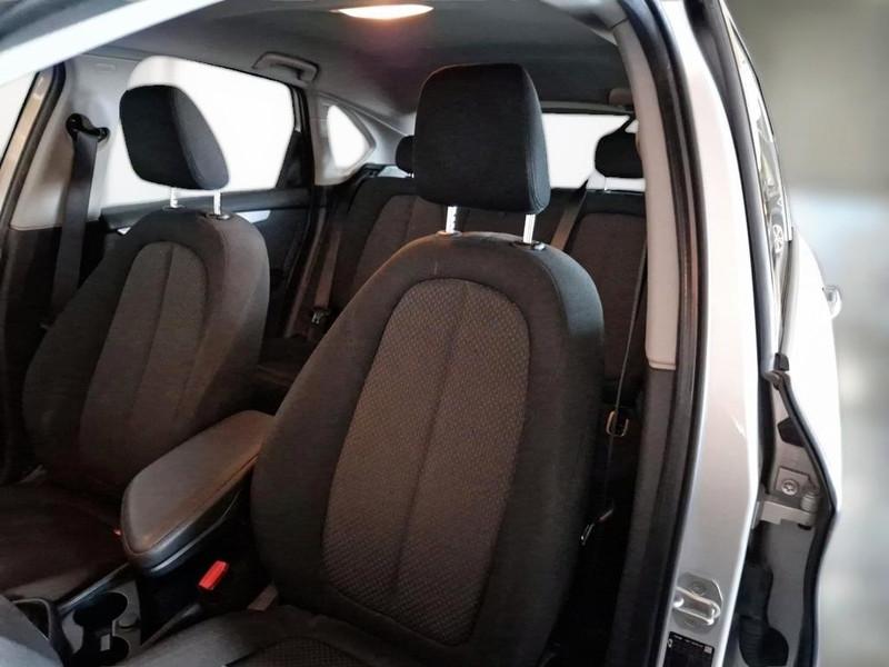 BMW 225 e ACTIVE TOURER iPerformance Business autom.