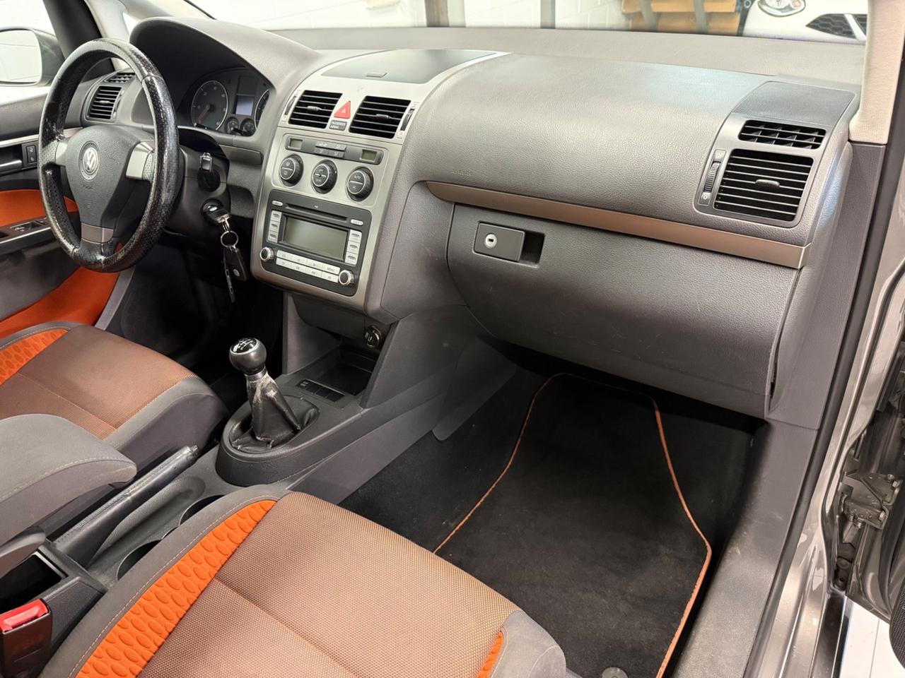 Volkswagen Touran 1.9 TDI 105CV DPF Highline 7 POSTI