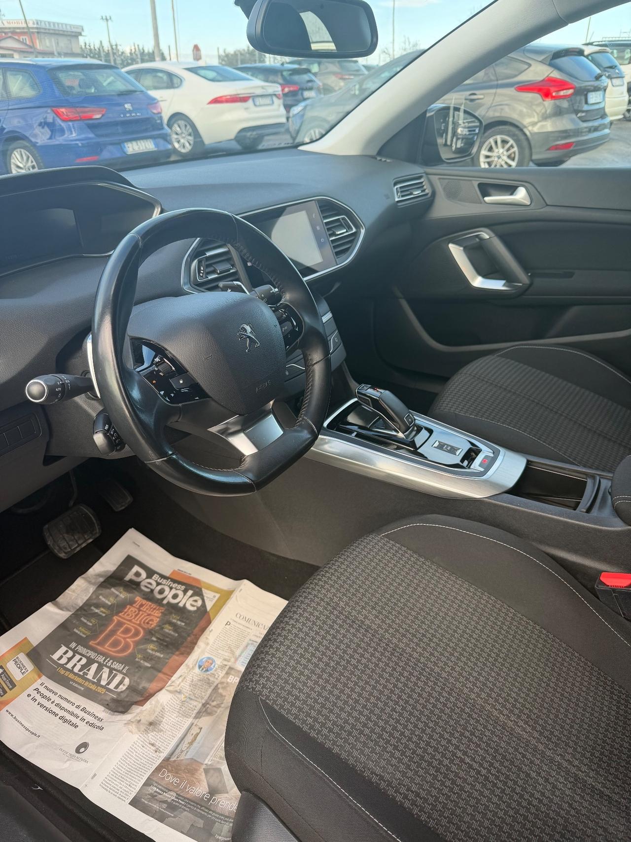 Peugeot 308 BlueHDi 130 S&S EAT8 SW Allure