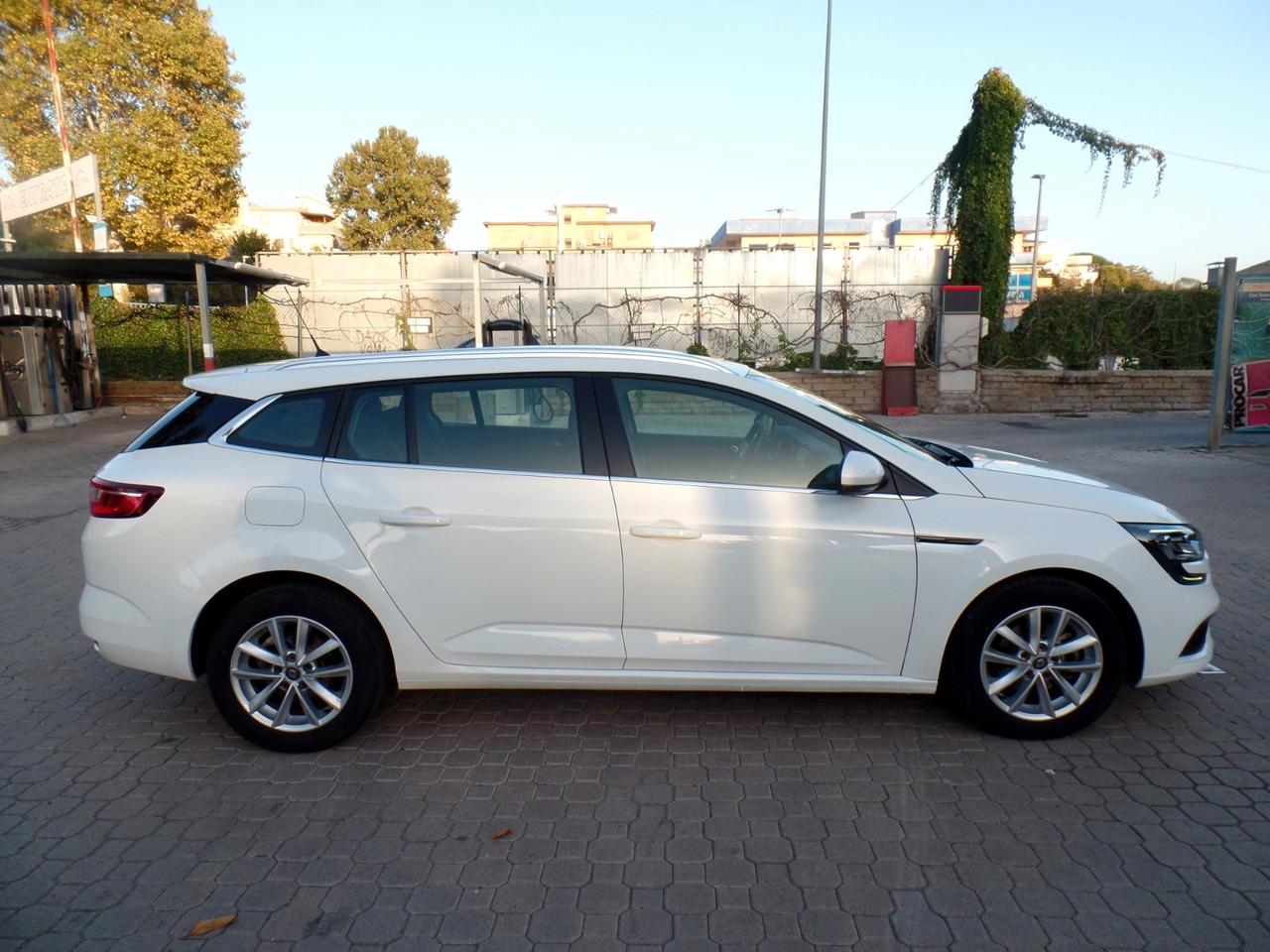 Renault Megane Mégane Sporter Blue dCi 115 CV Business