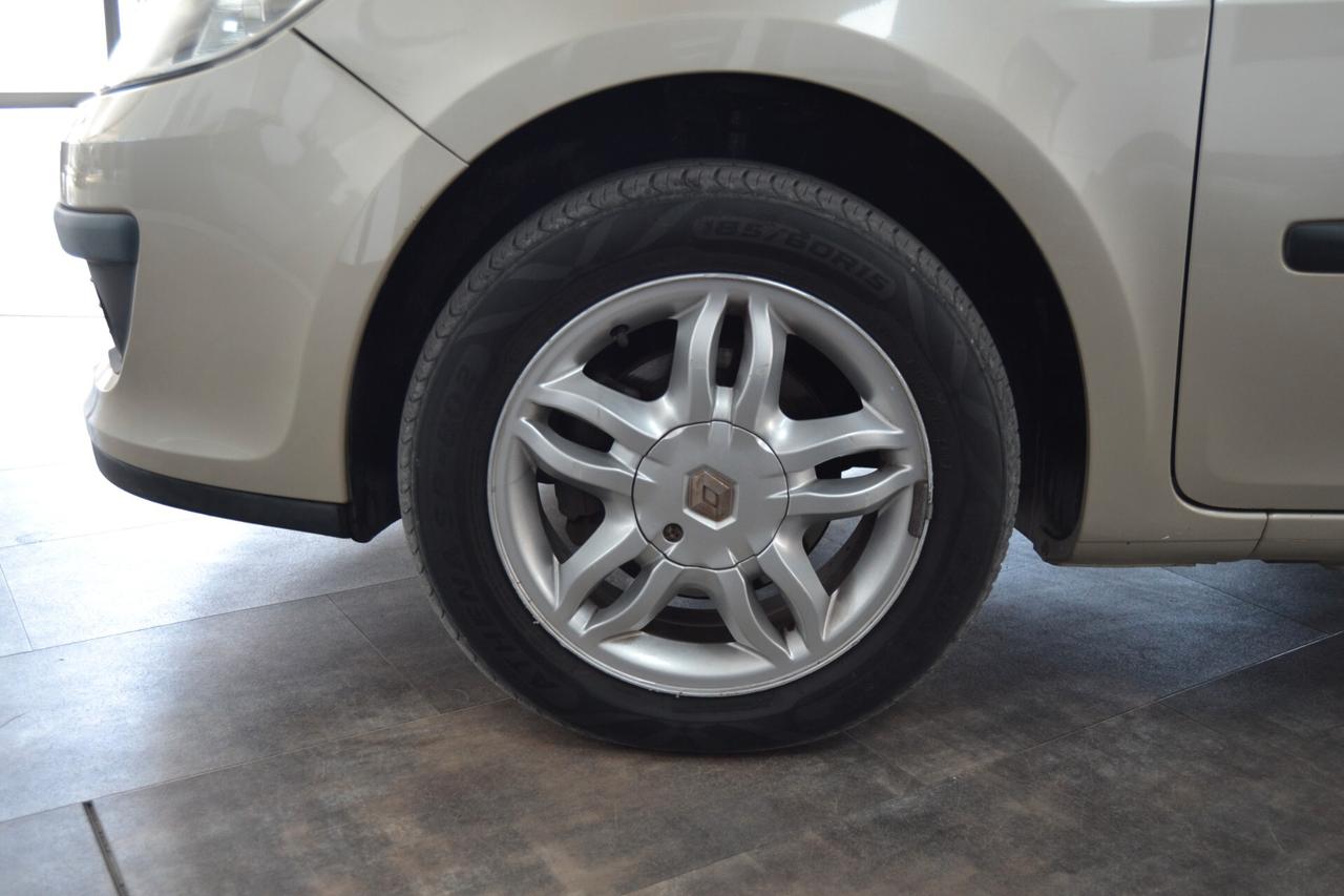 Renault Clio 1.2i 5 porte Dynamique KMDOC/Clima/ABS