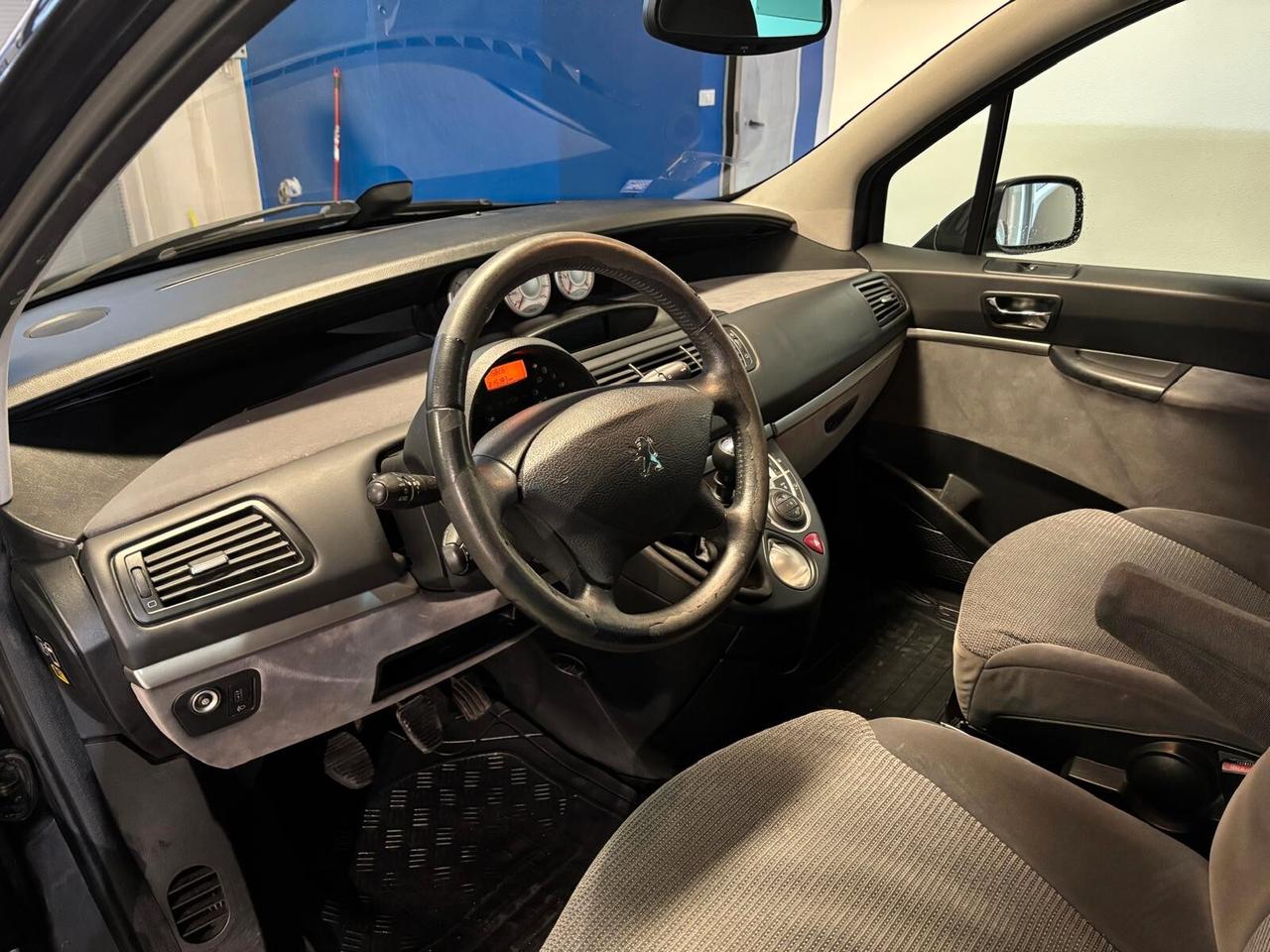 Peugeot 807 2.2 HDi 170CV FAP SV