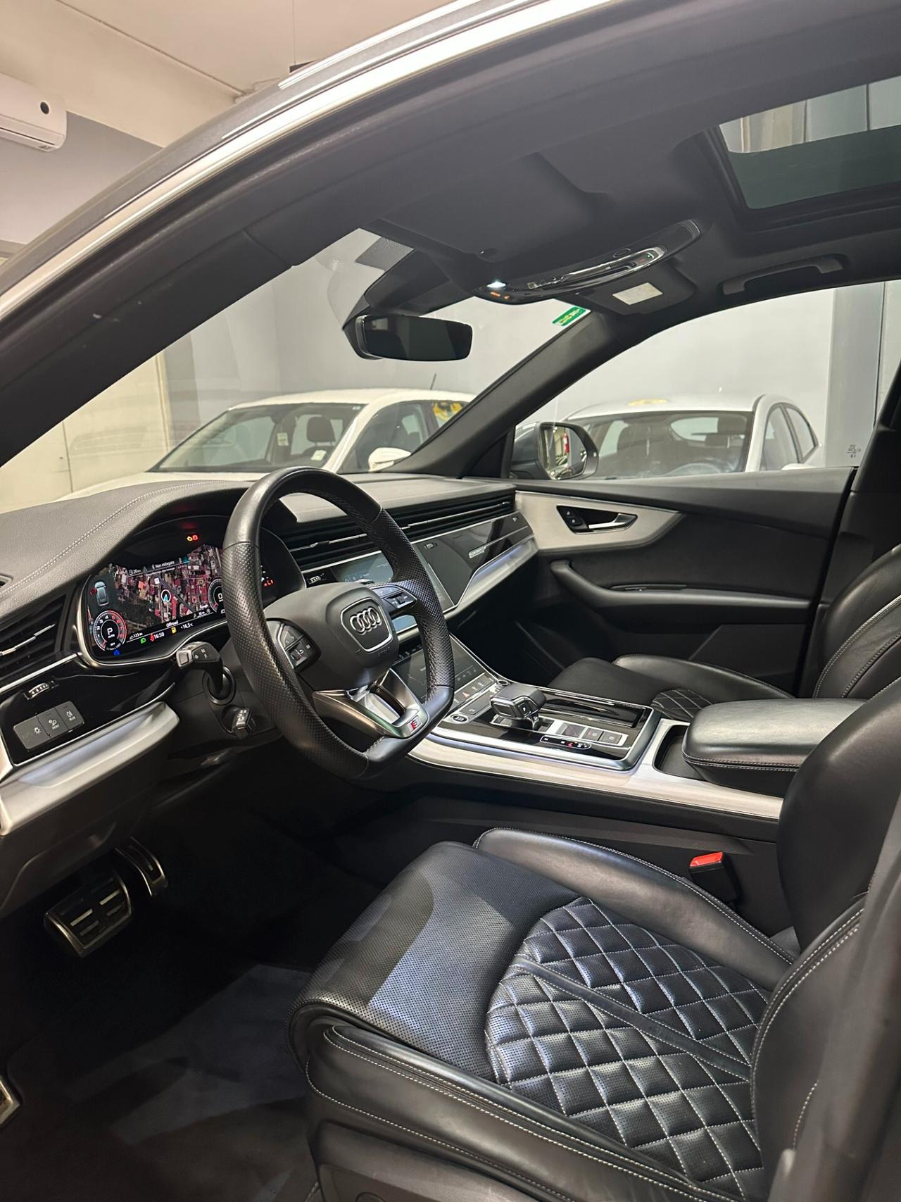 Audi Q8 55 TFSI Sport Versione RS