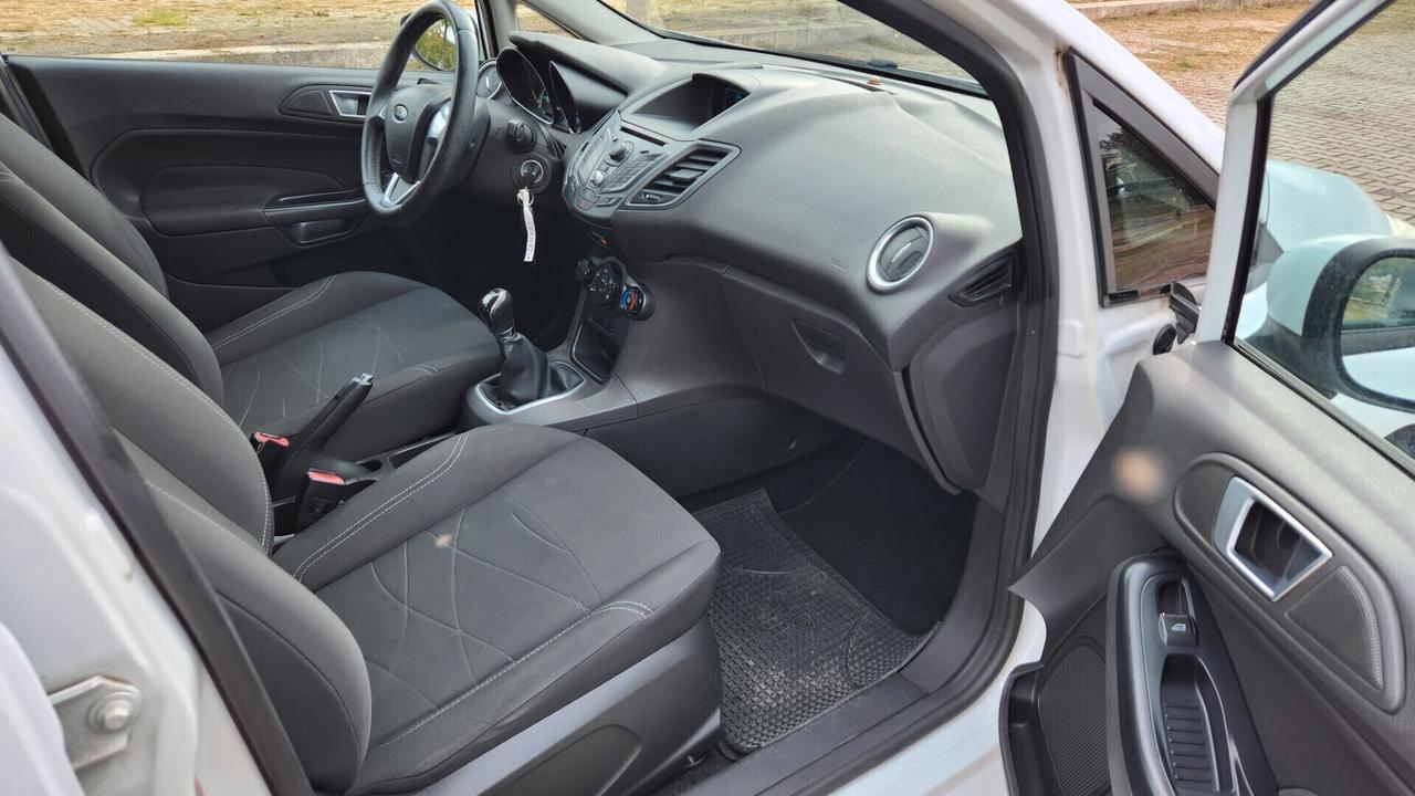 Ford Fiesta 1.0 80CV 5 porte Titanium