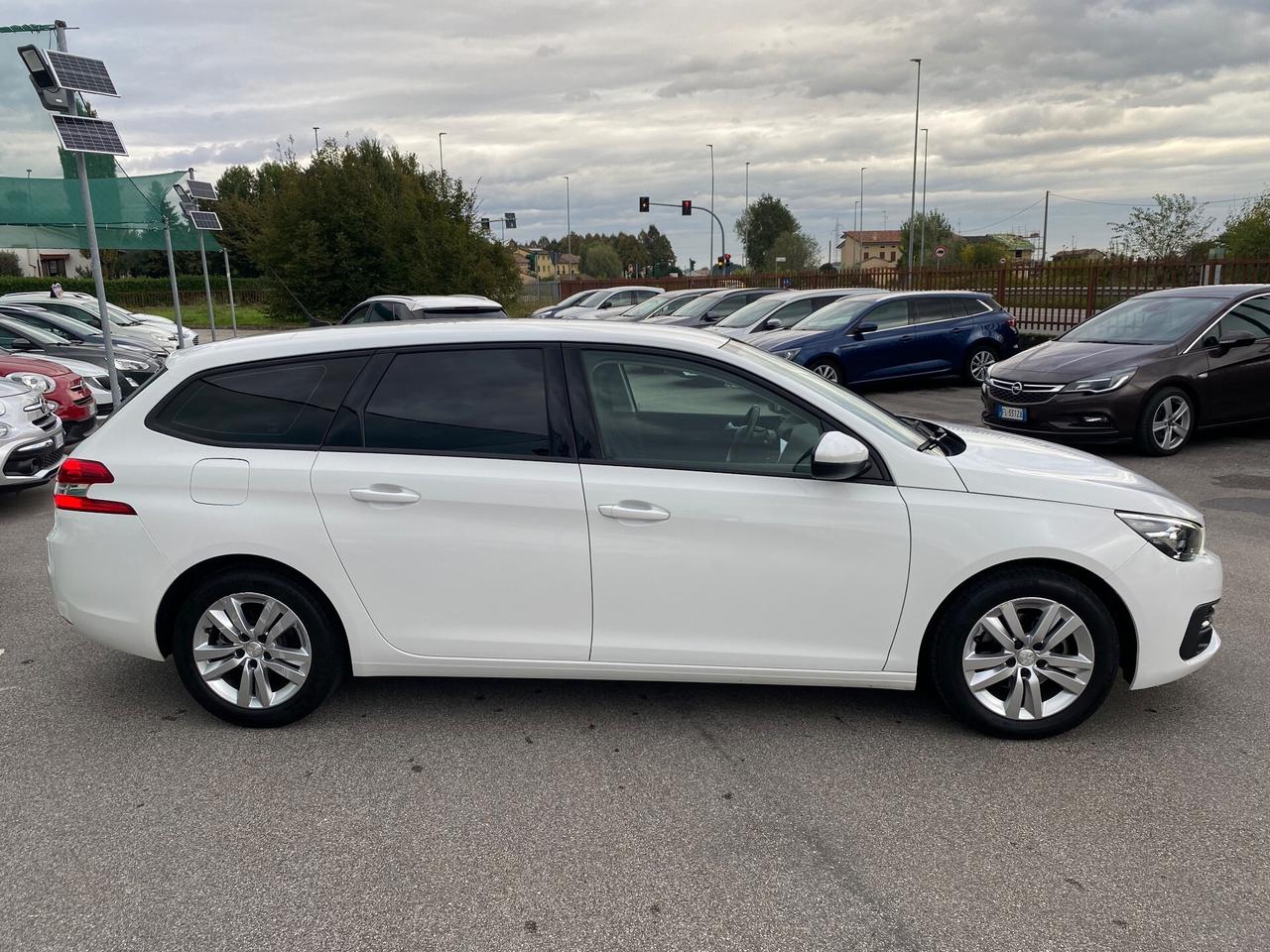 Peugeot 308 Sw 1.5 Euro6d TEMP NEOPATENTATI Garantita