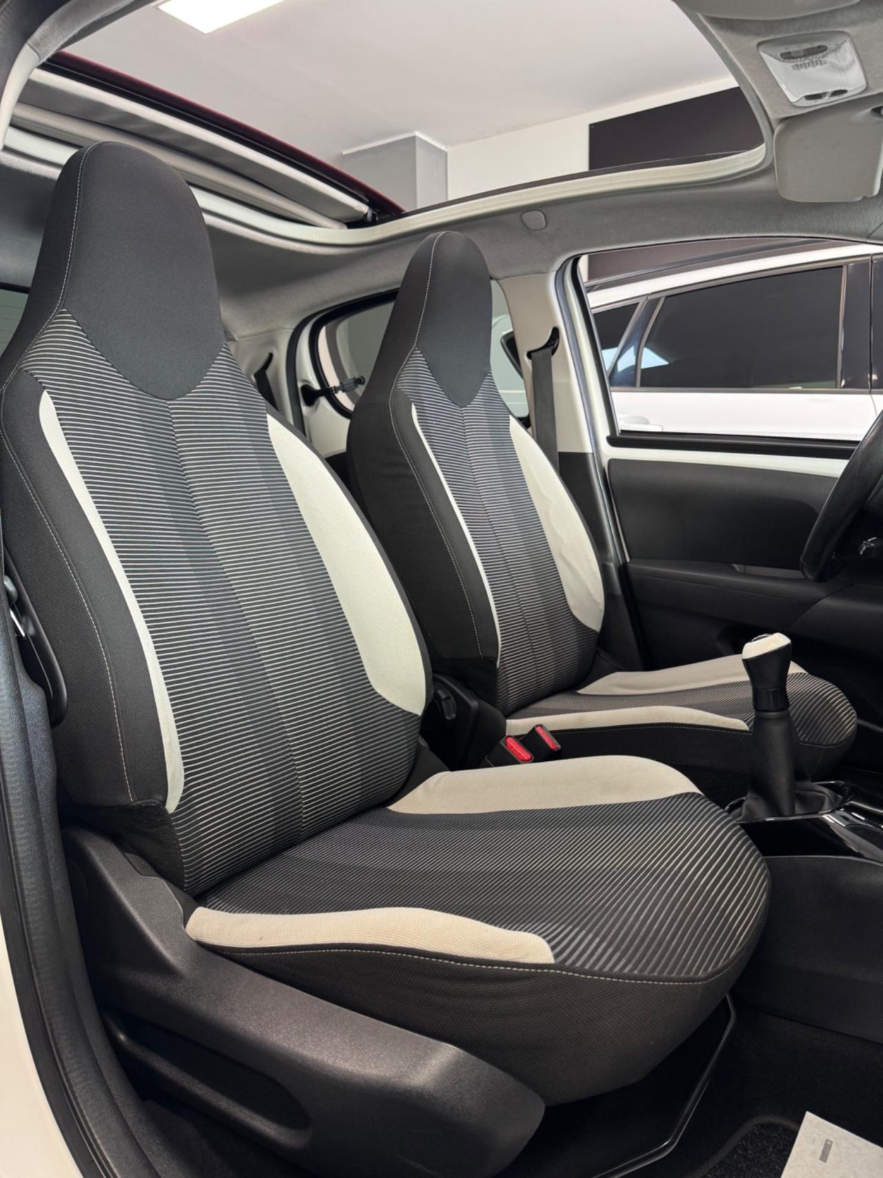 Peugeot 108 1.2 82 5 ALLURE TETTO APRIBILE