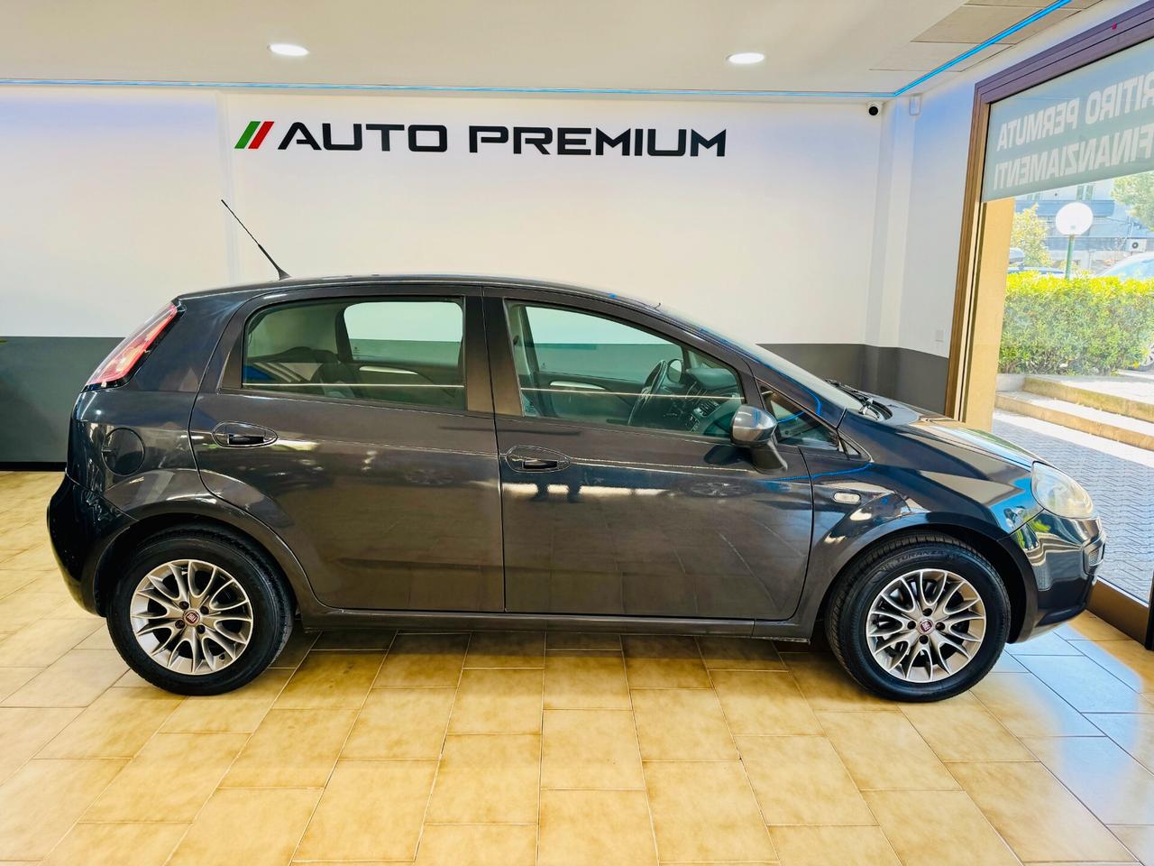 Fiat Punto 1.3 Mjt 95 CV 5 porte Distribuz. Nuova