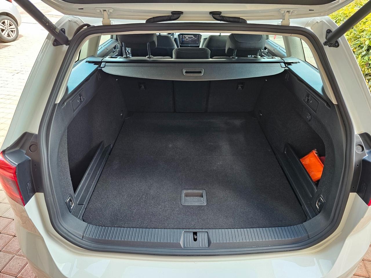 Volkswagen Passat Variant 2.0 TDI SCR EVO DSG Executive