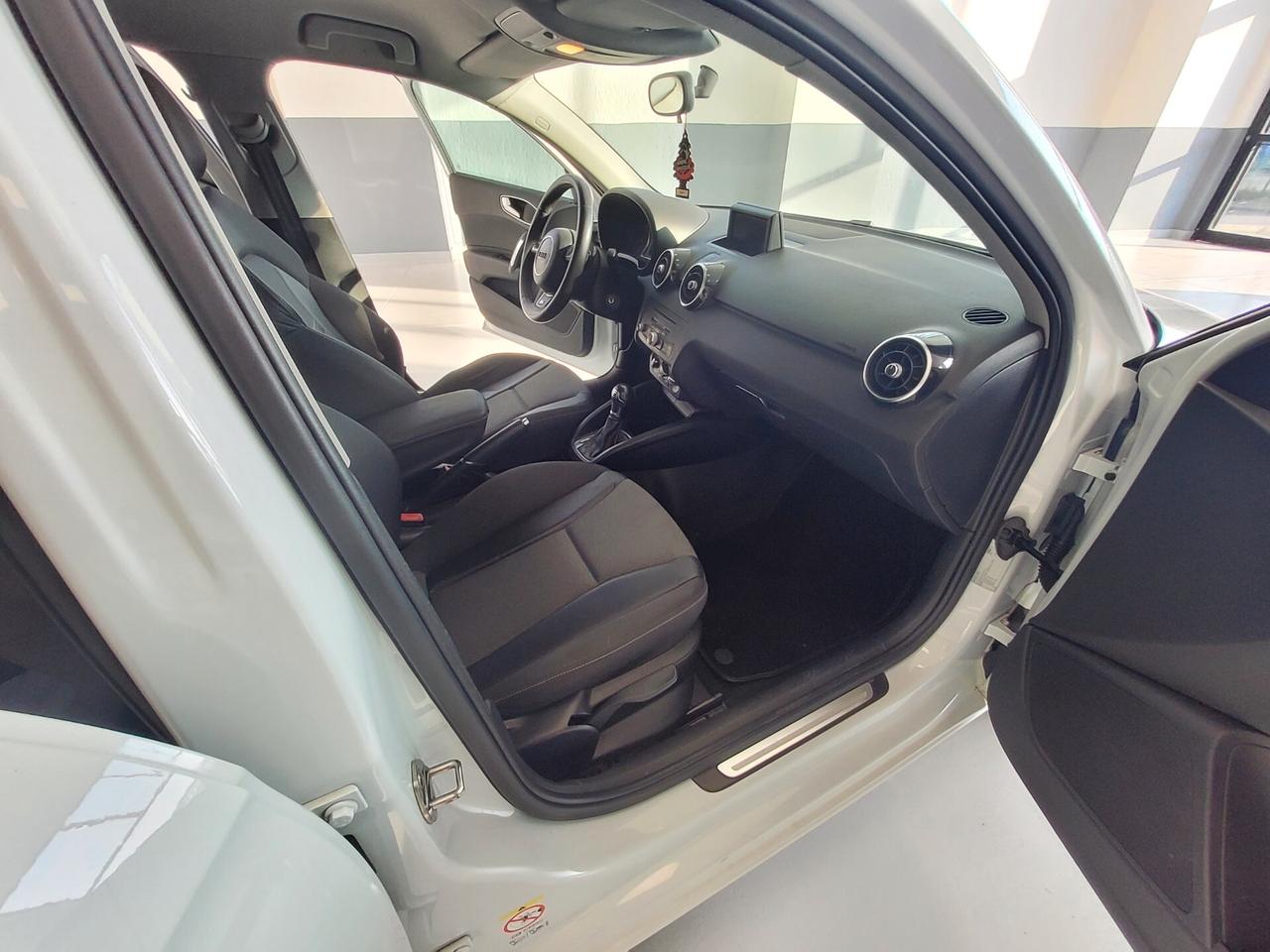 Audi A1 1.6 TDI S tronic line edition