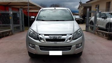 Isuzu D-Max 2.5 Space Cab Solar A/T 4WD