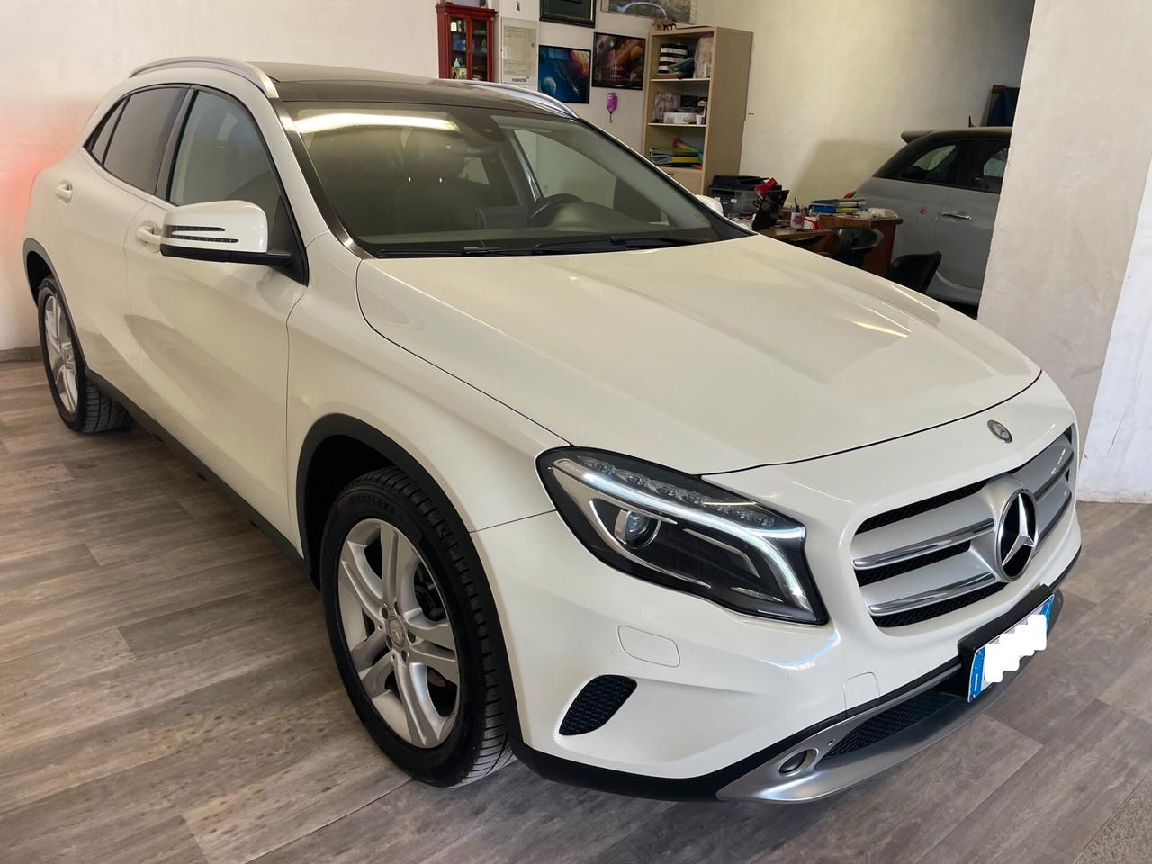 Mercedes-benz GLA 200 d Automatic 4Matic Premium Tetto Pelle