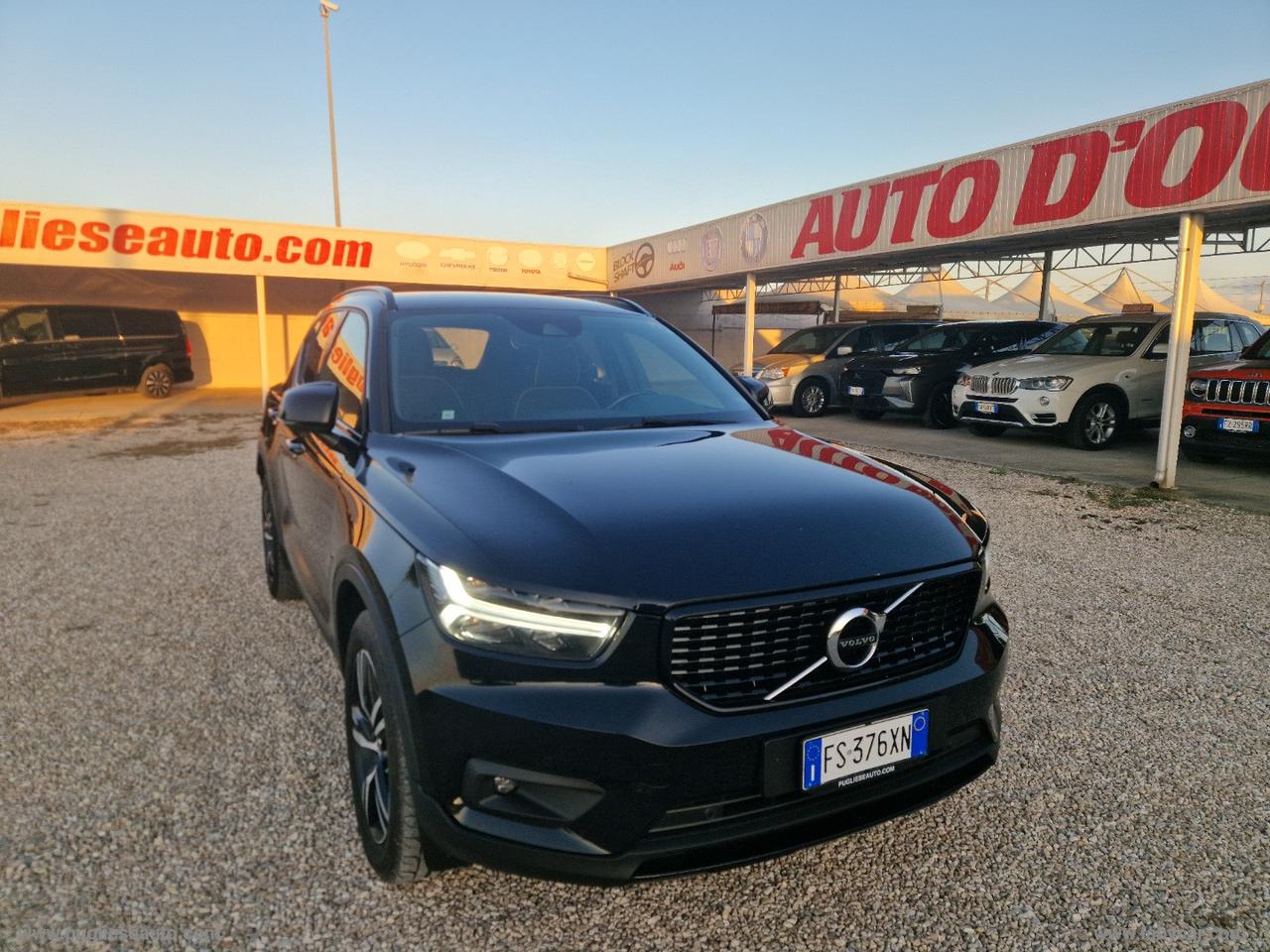 VOLVO XC40 D3 AWD Geartronic R-design