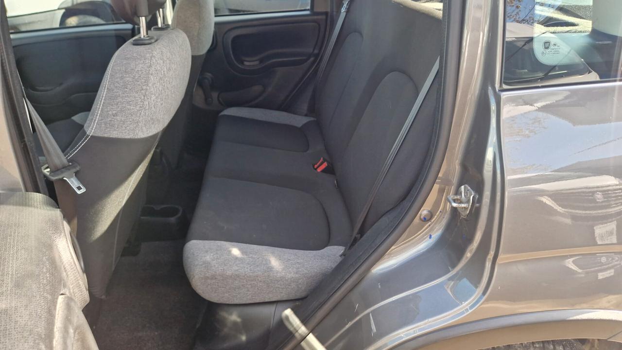 Fiat Panda 1.0 FireFly 70 CV Hybrid City Cross