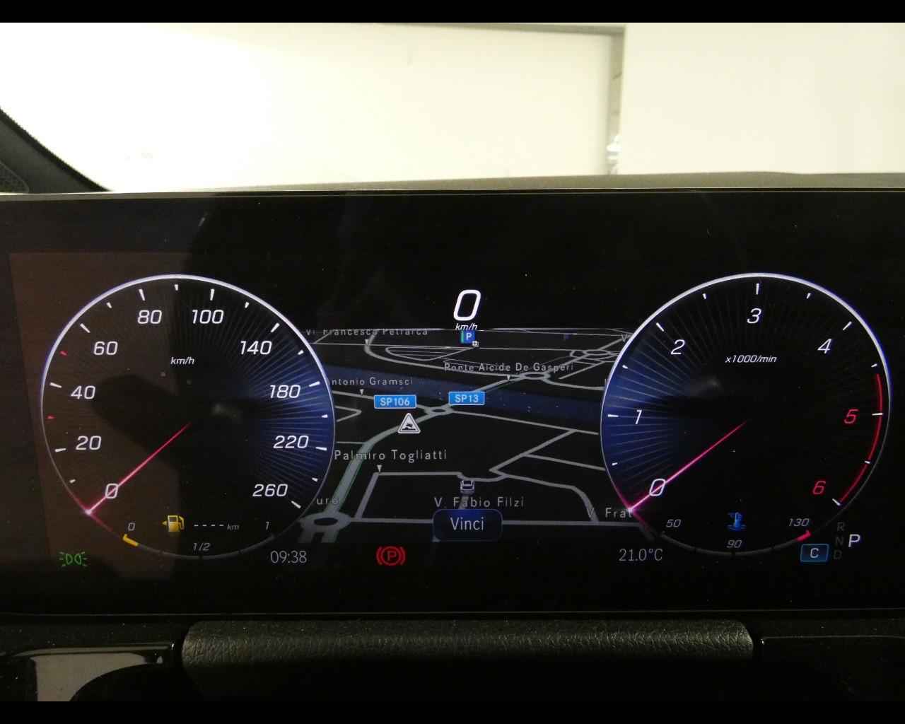 Mercedes-Benz GLA (H247) - GLA 200 d Automatic AMG Line Premium