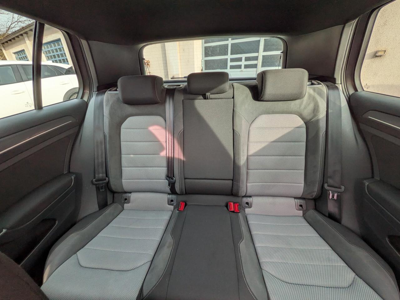 VW GOLF VII 1.6 TDI 110CV R-LINE