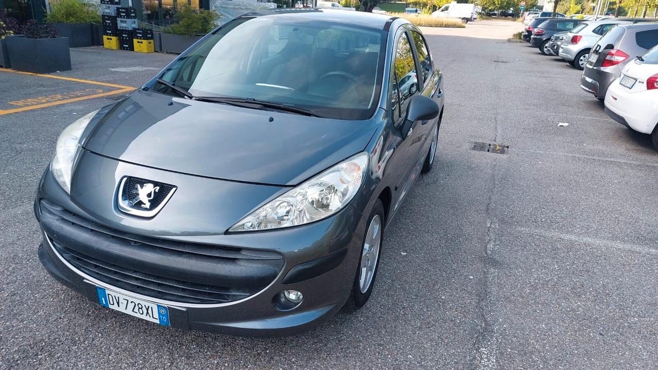 Peugeot 207 1.4 8V 75CV 5p. Energie Sport ECO GPL