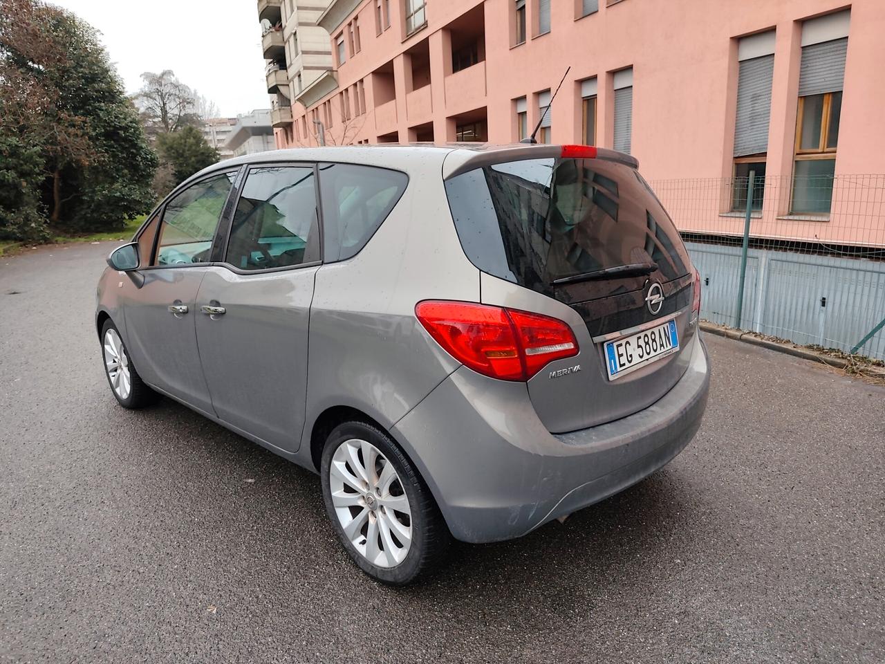 Opel Meriva 1.4 Benz turbo euro 5A neopatentati